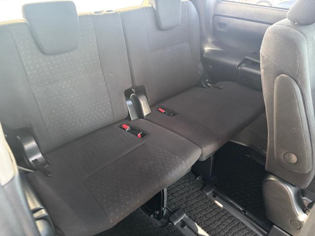 ノア ハイブリッドＧ　禁煙車　純正９インチナビ　ＴＶ　Ｂｌｕｅｔｏｏｔｈ　バックカメラ　ＥＴＣ　デジタルインナーミラー　前後ドラレコ　左側パワースライドドア　前席シートヒーター　ＬＥＤヘッドライト　フロント／リヤエアコン（19枚目）
