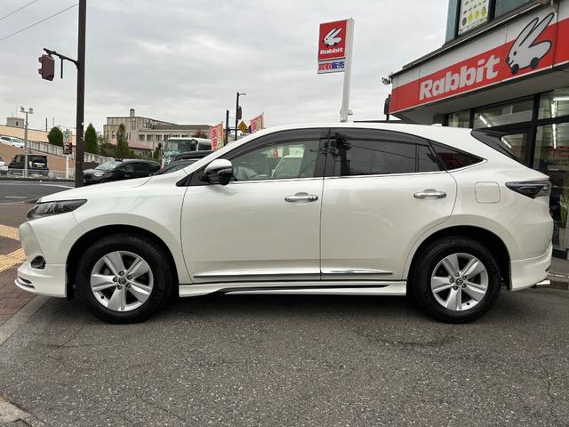 ハリアー エレガンス　モデリスタエアロ　Ｍ’Ｓスピード４本出しマフラー　ワンオーナー　禁煙車　純正ナビ・フルセグＴＶ・バックカメラ　ハーフレザーシート　ＬＥＤ　ＥＴＣ　スマートキー　プッシュスタート　オートドアミラー（10枚目）