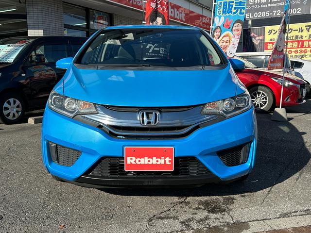 フィットハイブリッド Ｌパッケージ　あんしんパッケージ　ワンオーナー　禁煙車　衝突軽減ブレーキ　ＬＥＤヘッドライト　前後ドラレコ　デジタルインナーミラー　スマートキー　プッシュスタート　ＥＴＣ（7枚目）