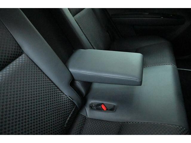 カローラフィールダー ハイブリッドＧ　ダブルバイビー　ＰＣＳ　インテリキー　横滑防止　ミュージックプレイヤー接続可　フルセグＴＶ　ＬＥＤヘッドライト　オートエアコン　ＥＴＣ　ＤＶＤ再生　アルミホイール　キーフリーシステム　サイドエアバッグ　ナビＴＶ（13枚目）