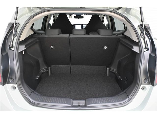 アクア Ｘ　フルセグ　メモリーナビ　ＤＶＤ再生　ミュージックプレイヤー接続可　衝突被害軽減システム　ＬＥＤヘッドランプ　記録簿（18枚目）