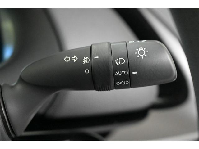 アクア Ｘ　フルセグ　メモリーナビ　ＤＶＤ再生　ミュージックプレイヤー接続可　衝突被害軽減システム　ＬＥＤヘッドランプ　記録簿（23枚目）