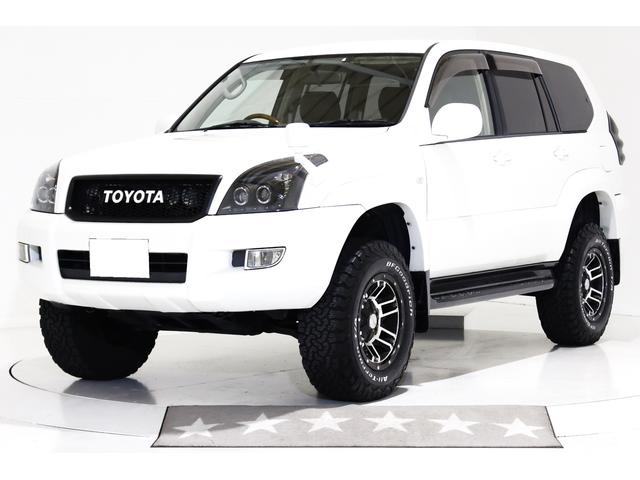 ＴＸリミテッド　４ＷＤ　リフトアップ　新品ダッシュボード交換　ブラックレザー調シートカバー　社外１７インチアルミホイール　イカリングヘッドライト　ＨＤＤナビ　ＴＶ　ＤＶＤビデオ　ＣＤ　バックカメラ　ＥＴＣ　８人乗り(2枚目)