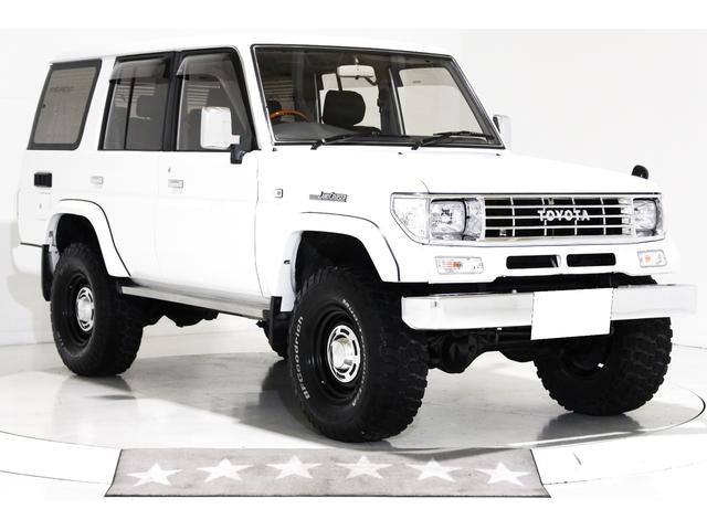 ＳＸワイド　４ＷＤ　タイベル交換済　リフトアップ　ヴィンテージ１６インチアルミホイール　ブラックレザー調シートカバー　ウッドステアリング　７０仕様クロームメッキフロントバンパー　オールクロームメッキグリル(18枚目)