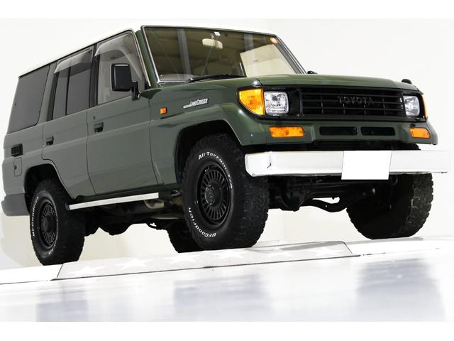 ＳＸワイド　４ＷＤ　ＮＯＸＰＭ適合　新品タイミングベルト交換　ナローボディ　７０仕様クロームメッキバンパー　社外１６インチアルミホイール　ブラックレザー調シートカバー　ウッドコンビステアリング　寒冷地仕様車(19枚目)