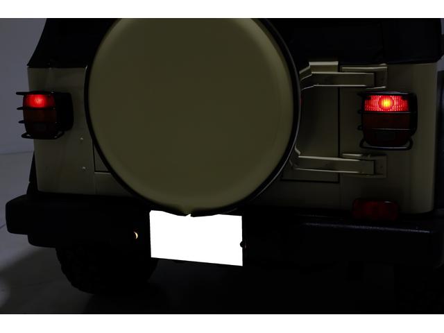 サハラ　４ＷＤ　ソフトトップ　リフトアップ　ＭＫＷ１７インチアルミホイール　ＢＦグッドリッチタイヤ　ＬＥＤイカリングヘッドライト　背面ハードタイヤカバー　テールランプガード付き　ＥＴＣ付　１ナンバー登録可能(44枚目)