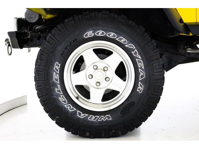 ジープ ジープ・ラングラー スポーツ 4WD 5速マニュアル ジープ ジープ・ラングラー スポーツ 4WD 5速マニュアル