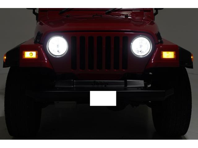 スポーツ　４ＷＤ　ソフトトップ　リフトアップ　ヒッチメンバー　ワイドオーバーフェンダー　ＬＥＤイカリング　ＬＥＤヘッドライト　ＥＴＣ　社外１５インチホイール　ジオランダーＡ／Ｔ　テールガード　サイドステップバー(35枚目)