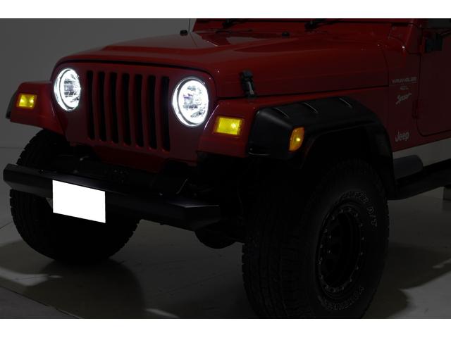 スポーツ　４ＷＤ　ソフトトップ　リフトアップ　ヒッチメンバー　ワイドオーバーフェンダー　ＬＥＤイカリング　ＬＥＤヘッドライト　ＥＴＣ　社外１５インチホイール　ジオランダーＡ／Ｔ　テールガード　サイドステップバー(36枚目)