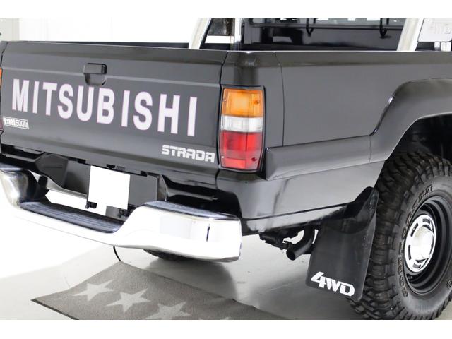 ストラーダ ブラックエディション　４ＷＤ　５ＭＴ　新品タイミングベルト交換　スキッドプレート　荷台チッピングコート済　クリスタルヘッドライト　イカリング　ＡＰＪ製ルーフラック　ＡＰＪ製ヴィンテージアルミ　フロントパワーウインドウ（38枚目）