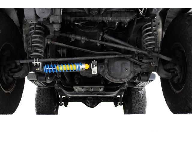 ジープ・ラングラー スポーツ　ハードトップ　４ＷＤ　リフトアップ　前後メッキバンパー　ワイドオーバーフェンダー　ＬＥＤヘッドライト　レザー調シートカバー　１５インチアルミホイール　ＣＤ　ＡＵＸ　ＵＳＢ　ＥＴＣ　キーレス　ドラレコ（19枚目）