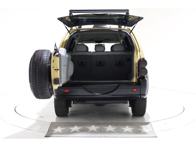 ジープ・チェロキー リミテッド　ディーラー車　４ＷＤ　社外１６インチアルミホイール　ルーフラック　ルーフレール　本革電動シート　シートヒーター付　オートクルーズコントロール付　キーレス　ＣＤ　Ｂｌｕｅｔｏｏｔｈ付　ＥＴＣ付（45枚目）