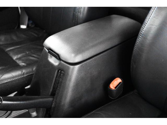 ジープ・チェロキー リミテッド　４ＷＤ　リフトアップ　社外１８インチアルミホイール　社外ワイドオーバーフェンダー　メッキグリル　クリスタルヘッドライト　クリアコーナー　クリアウィンカー　クリアサイドマーカー　本革電動シート　ＥＴＣ（65枚目）