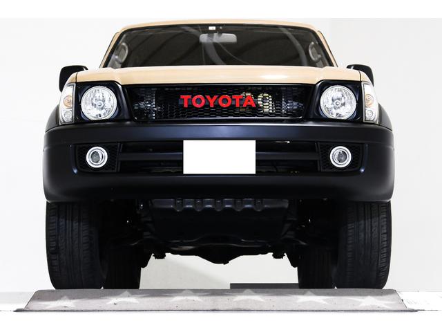 ランドクルーザープラド TX リミテッド 4WD 丸目仕様 APJ製ヴィンテージグリル APJ製レザー調シートカバー APJ製ヴィンテージ16インチアルミホイール LEDテールランプ LEDイカリングフォグランプ 8人乗3列シート(7枚目)