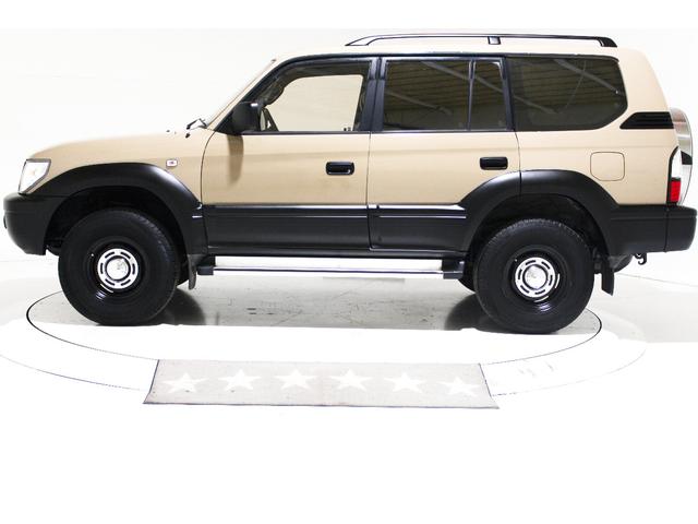 ランドクルーザープラド TX リミテッド 4WD 丸目仕様 APJ製ヴィンテージグリル APJ製レザー調シートカバー APJ製ヴィンテージ16インチアルミホイール LEDテールランプ LEDイカリングフォグランプ 8人乗3列シート(8枚目)