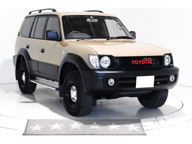 ランドクルーザープラド TX リミテッド 4WD 丸目仕様 APJ製ヴィンテージグリル APJ製レザー調シートカバー APJ製ヴィンテージ16インチアルミホイール LEDテールランプ LEDイカリングフォグランプ 8人乗3列シート(18枚目)