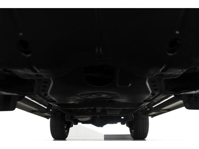 ランドクルーザープラド TX リミテッド 4WD 丸目仕様 APJ製ヴィンテージグリル APJ製レザー調シートカバー APJ製ヴィンテージ16インチアルミホイール LEDテールランプ LEDイカリングフォグランプ 8人乗3列シート(20枚目)
