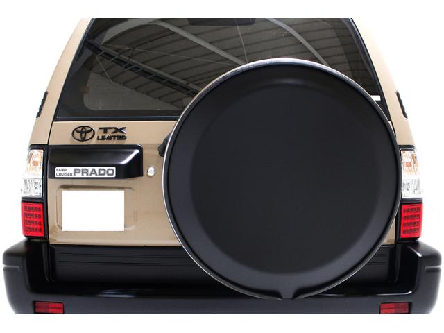 ランドクルーザープラド TX リミテッド 4WD 丸目仕様 APJ製ヴィンテージグリル APJ製レザー調シートカバー APJ製ヴィンテージ16インチアルミホイール LEDテールランプ LEDイカリングフォグランプ 8人乗3列シート(37枚目)