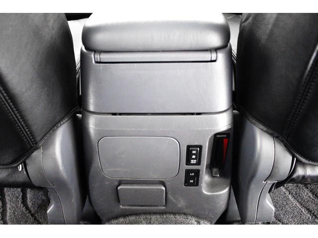 ランドクルーザープラド TX リミテッド 4WD 丸目仕様 APJ製ヴィンテージグリル APJ製レザー調シートカバー APJ製ヴィンテージ16インチアルミホイール LEDテールランプ LEDイカリングフォグランプ 8人乗3列シート(67枚目)