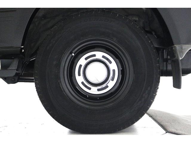 ランドクルーザープラド TX リミテッド 4WD 丸目仕様 APJ製ヴィンテージグリル APJ製レザー調シートカバー APJ製ヴィンテージ16インチアルミホイール LEDテールランプ LEDイカリングフォグランプ 8人乗3列シート(77枚目)