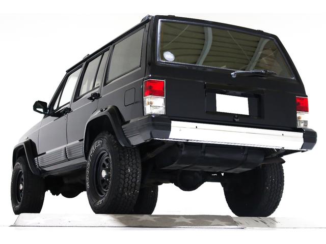 CHRYSLER JEEP JEEP CHEROKEE LIMITED
