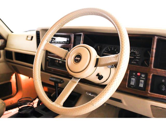 CHRYSLER JEEP JEEP CHEROKEE LIMITED