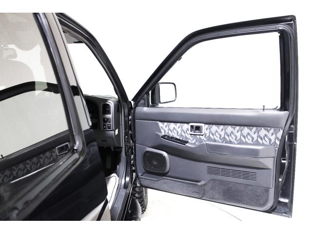 テラノ ターボ R3M R3M 4WD APJ製ヴィンテージ16インチアルミホイール APJ製ヴィンテージウッドステアリング US仕様コーナーランプ サイドステップ サンルーフ キーレス オートマ ディーゼルターボ車(74枚目)