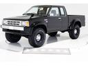 プロシード キャブプラス　４ＷＤ　リフトアップ　ＡＰＪ製ヴィンテージ１６インチアルミホイール　フロントクロームメッキバンパー　リアクロームメッキステップバンパー　ウッドステアリング　ＵＳ仕様コーナーランプ　メッキドアミラー（2枚目）