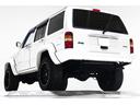 リミテッド　４ＷＤ　リフトアップ　社外１８インチアルミホイール　社外ワイドオーバーフェンダー　メッキグリル　クリスタルヘッドライト　クリアコーナー　クリアウィンカー　クリアサイドマーカー　本革電動シート　ＥＴＣ（11枚目）