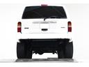 リミテッド　４ＷＤ　リフトアップ　社外１８インチアルミホイール　社外ワイドオーバーフェンダー　メッキグリル　クリスタルヘッドライト　クリアコーナー　クリアウィンカー　クリアサイドマーカー　本革電動シート　ＥＴＣ（13枚目）