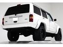 リミテッド　４ＷＤ　リフトアップ　社外１８インチアルミホイール　社外ワイドオーバーフェンダー　メッキグリル　クリスタルヘッドライト　クリアコーナー　クリアウィンカー　クリアサイドマーカー　本革電動シート　ＥＴＣ（15枚目）