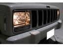 リミテッド　４ＷＤ　リフトアップ　社外１８インチアルミホイール　社外ワイドオーバーフェンダー　メッキグリル　クリスタルヘッドライト　クリアコーナー　クリアウィンカー　クリアサイドマーカー　本革電動シート　ＥＴＣ（33枚目）