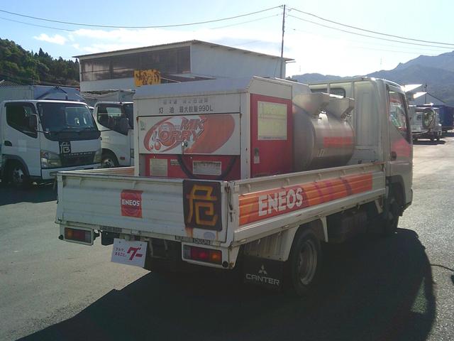 キャンターガッツ  950Lタンクローリー タンク検査付き デジタルメーター プリセット機能付き エアコン・パワステ 運転席側エアバッグ付き Rダブルタイヤ(13枚目)