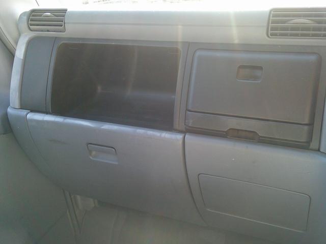 キャンターガッツ  950Lタンクローリー タンク検査付き デジタルメーター プリセット機能付き エアコン・パワステ 運転席側エアバッグ付き Rダブルタイヤ(31枚目)