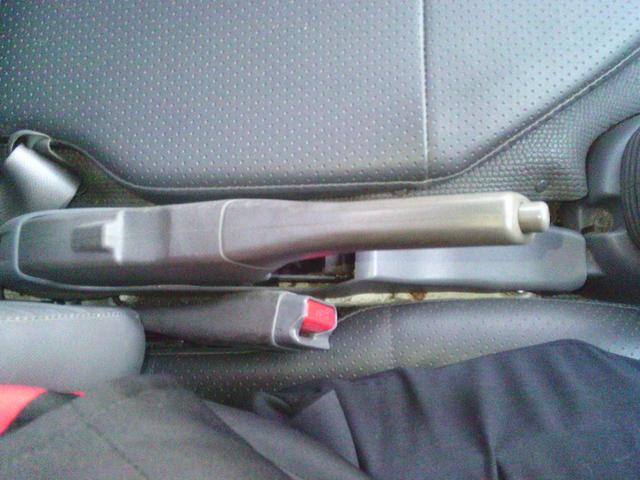 エルフトラック  4WD MT 後輪ダブル ナビ TV バックカメラ 電動格納ミラー エアコン パワーウィンドウ 運転席エアバッグ CD DVD再生 USB Bluetooth(8枚目)