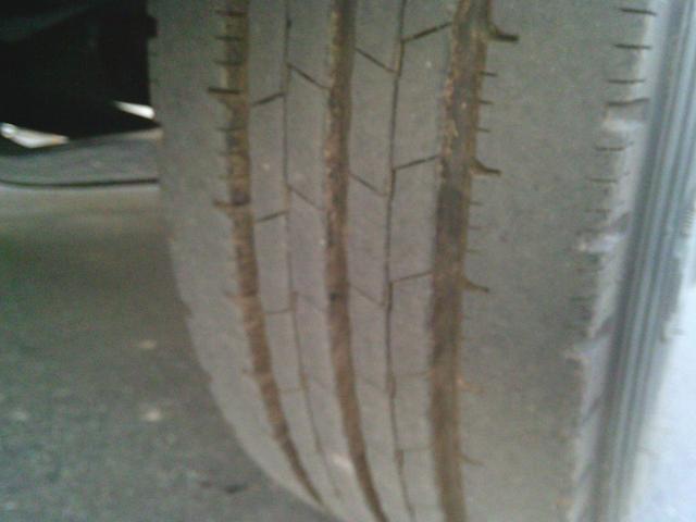 エルフトラック  4WD MT 後輪ダブル ナビ TV バックカメラ 電動格納ミラー エアコン パワーウィンドウ 運転席エアバッグ CD DVD再生 USB Bluetooth(29枚目)