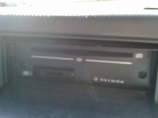 エルフトラック 4WD 2t 電動アルミウイング R観音扉 エアコン・パワステ・パワーウインドウ 運転席側エアバッグ付き 5速マニュアル(22枚目)