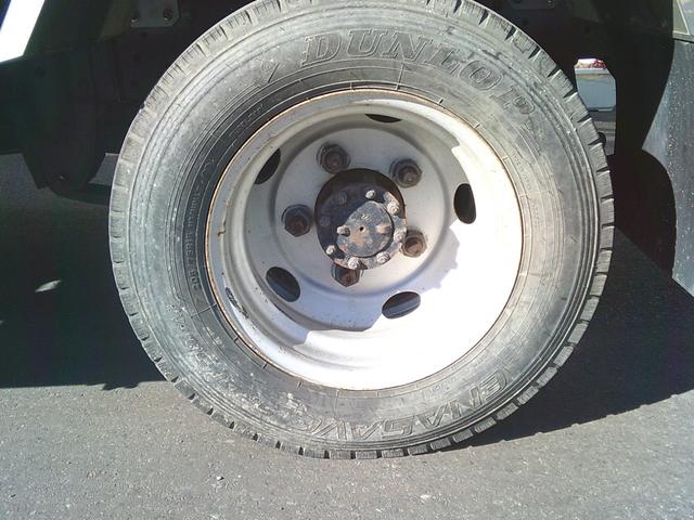 エルフトラック 4WD 2t 電動アルミウイング R観音扉 エアコン・パワステ・パワーウインドウ 運転席側エアバッグ付き 5速マニュアル(34枚目)