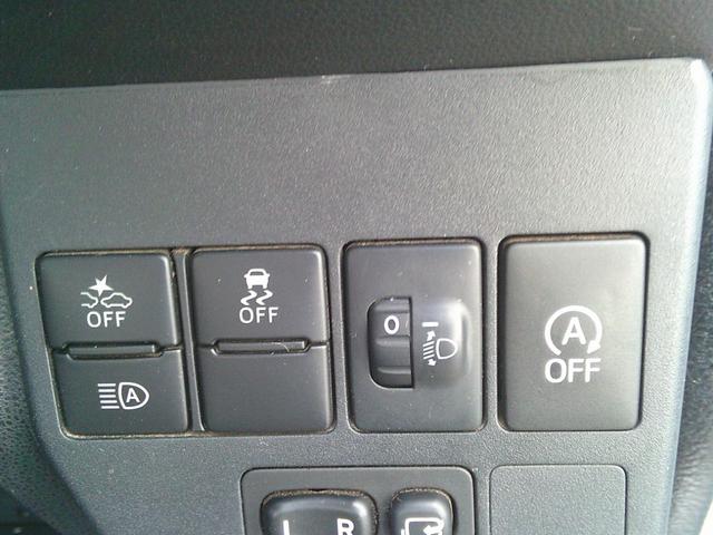 ハイゼットカーゴ クルーズターボＳＡＩＩＩ　４ＷＤ　ＭＴ　衝突被害軽減システム　クリアランスソナー　ナビ　ＴＶ　バックカメラ　両側スライドドア　アイドリングストップ　電動格納ミラー　オートマチックハイビーム　ＥＳＣ　エアコン（9枚目）