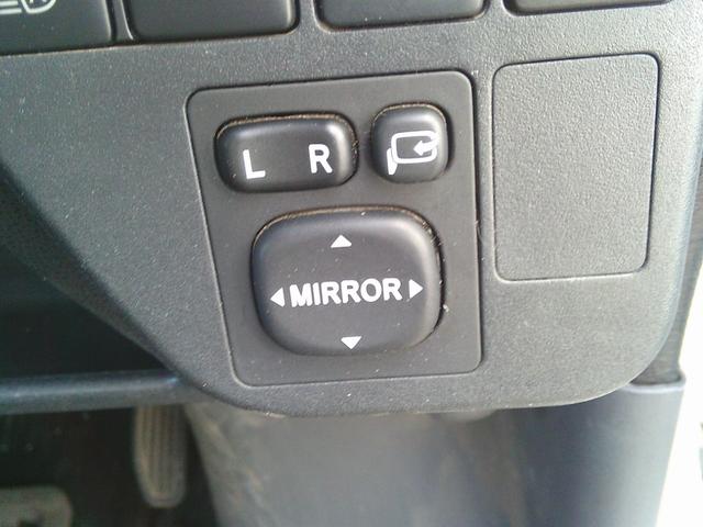 ハイゼットカーゴ クルーズターボＳＡＩＩＩ　４ＷＤ　ＭＴ　衝突被害軽減システム　クリアランスソナー　ナビ　ＴＶ　バックカメラ　両側スライドドア　アイドリングストップ　電動格納ミラー　オートマチックハイビーム　ＥＳＣ　エアコン（30枚目）