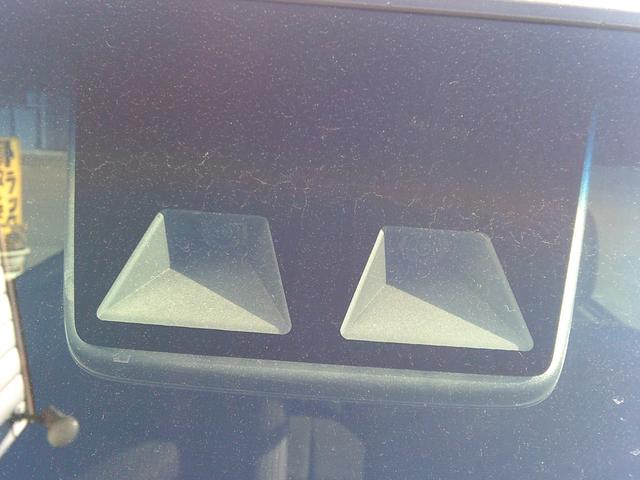 ハイゼットカーゴ クルーズターボＳＡＩＩＩ　４ＷＤ　ＭＴ　衝突被害軽減システム　クリアランスソナー　ナビ　ＴＶ　バックカメラ　両側スライドドア　アイドリングストップ　電動格納ミラー　オートマチックハイビーム　ＥＳＣ　エアコン（32枚目）