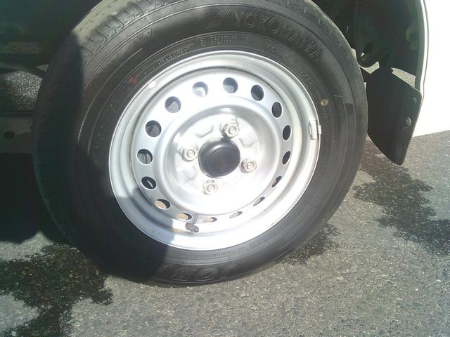 ハイゼットカーゴ クルーズターボＳＡＩＩＩ　４ＷＤ　ＭＴ　衝突被害軽減システム　クリアランスソナー　ナビ　ＴＶ　バックカメラ　両側スライドドア　アイドリングストップ　電動格納ミラー　オートマチックハイビーム　ＥＳＣ　エアコン（35枚目）