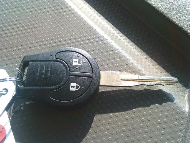 アトラストラック 　１３５０Ｌタンクローリー　デジタルメーター　プリセット機能付き　ダブルタイヤ　エアコン・パワステ・パワーウインドウ付き　５速マニュアル（28枚目）