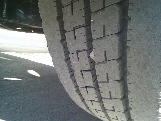 アトラストラック 　４ＷＤ　１．４５ｔ幌ウイング　ボディ内寸３０９０ｘ１５９０ｘ１８６０バックカメラ付き　エアコン・パワステ・パワーウインドウ　運転席側エアバッグ付き　５速マニュアル　切り替え４ＷＤＨ／Ｌ付（22枚目）