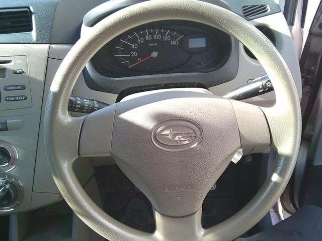 プレオ Ｆスペシャル　４ＷＤ　キーレスエントリー　ＭＴ　盗難防止システム　ＡＢＳ　ＣＤ　衝突安全ボディ　エアコン　パワーステアリング　パワーウィンドウ（2枚目）