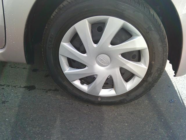 プレオ Ｆスペシャル　４ＷＤ　キーレスエントリー　ＭＴ　盗難防止システム　ＡＢＳ　ＣＤ　衝突安全ボディ　エアコン　パワーステアリング　パワーウィンドウ（32枚目）