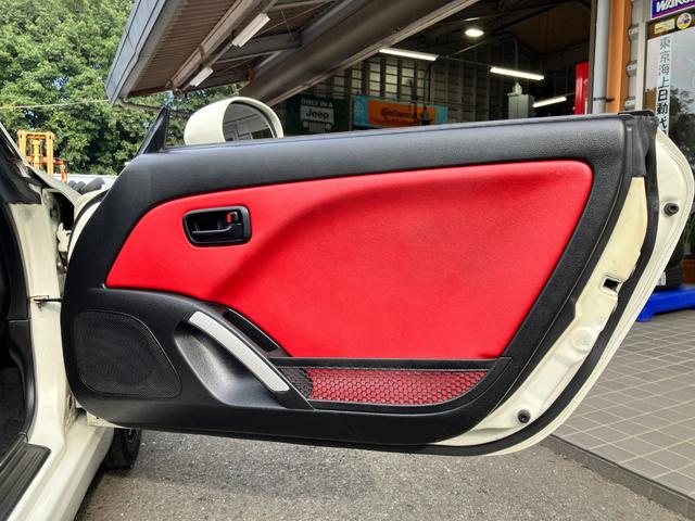 コペン アルティメットエディション　社外ナビ・フルセグＴＶ　専用レカロシート　シートヒーター　ビルシュタイン製ショック　キーレスキー　ＨＩＤ　フォグライト　Ｂｌｕｅｔｏｏｔｈ　ＤＶＤ　キーレス　ＥＴＣ　社外１５インチアルミ　ｍｏｍｏステ（39枚目）