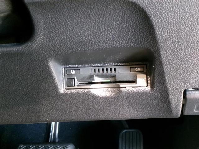 プリウス Ｓセーフティプラス　フルセグ　メモリーナビ　ＤＶＤ再生　バックカメラ　衝突被害軽減システム　ＥＴＣ　ＬＥＤヘッドランプ　記録簿（12枚目）