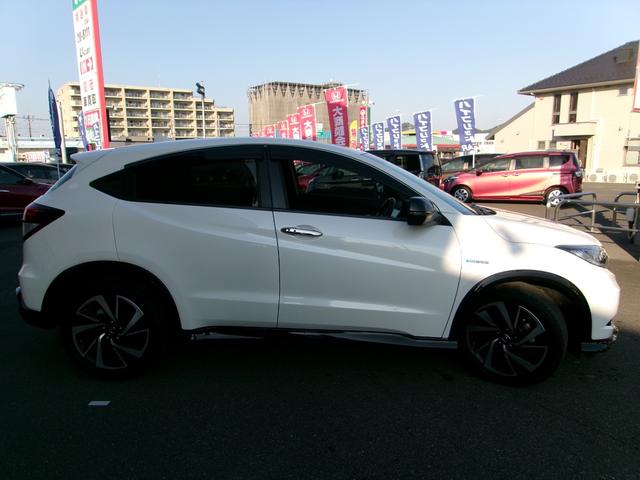 ヴェゼル ハイブリッドRS・ホンダセンシング 純正ナビ バックカメラ ETC シートヒーター(4枚目)