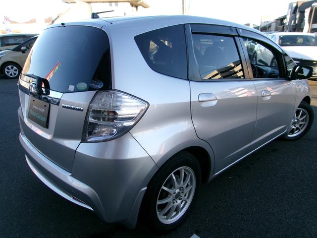 フィットハイブリッド ナビプレミアムセレクション　ナビ　ＥＴＣ　社外ＡＷ（6枚目）